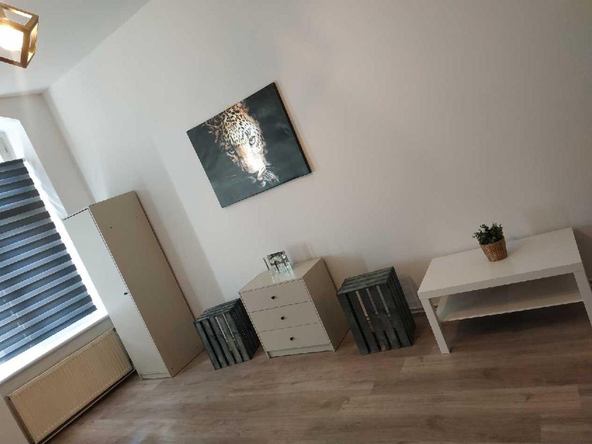 Hostel 33 Вроцлав Экстерьер фото