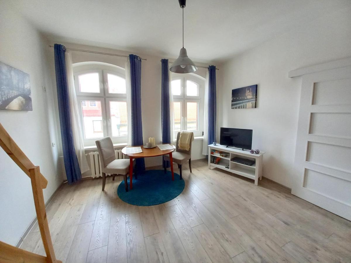Hostel 33 Вроцлав Экстерьер фото