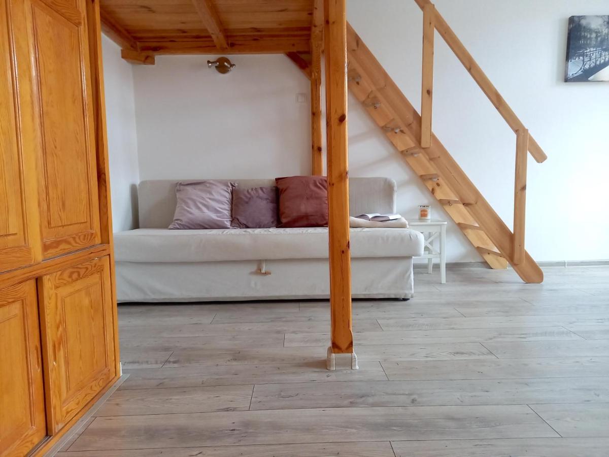 Hostel 33 Вроцлав Экстерьер фото