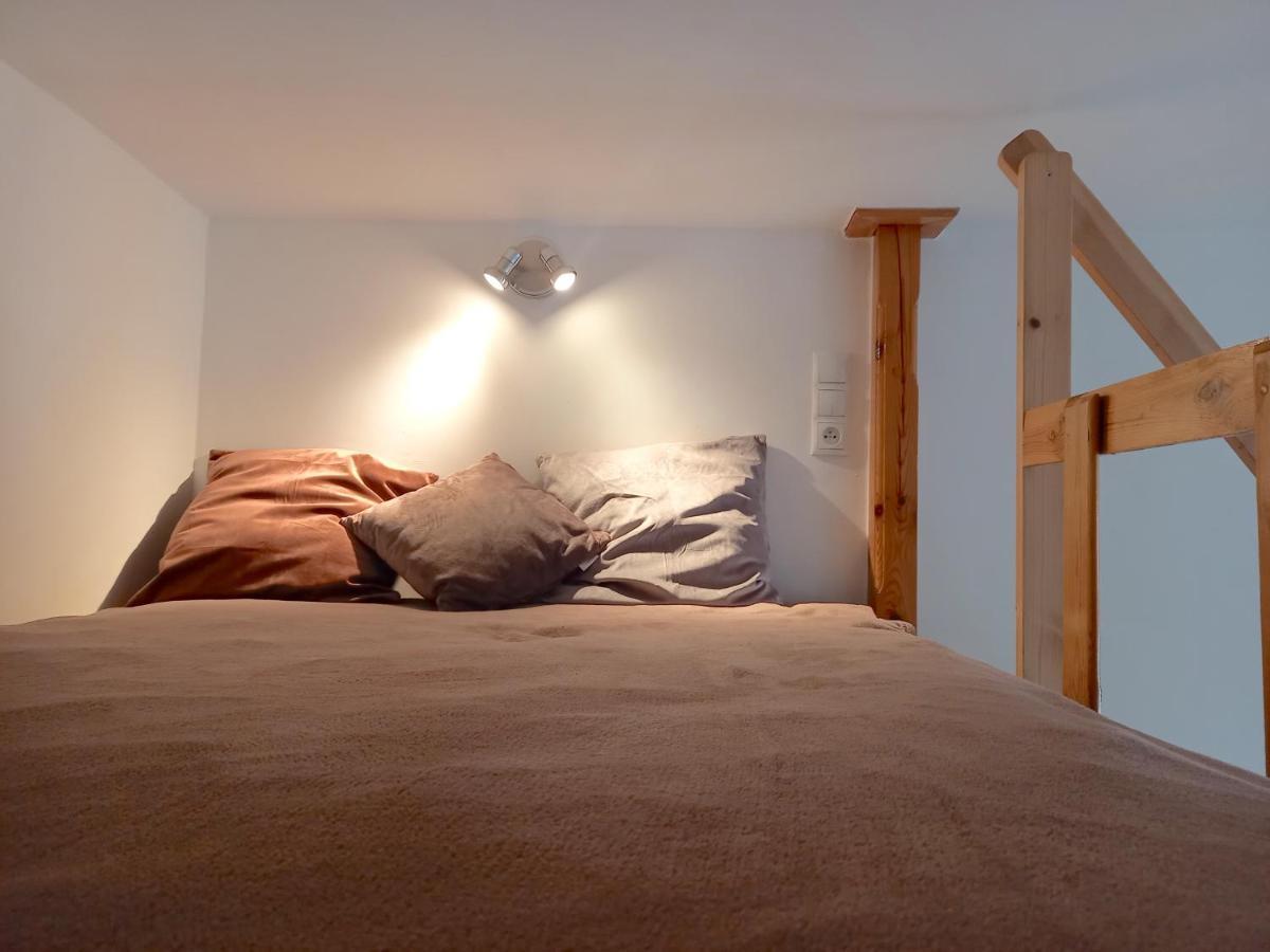 Hostel 33 Вроцлав Экстерьер фото